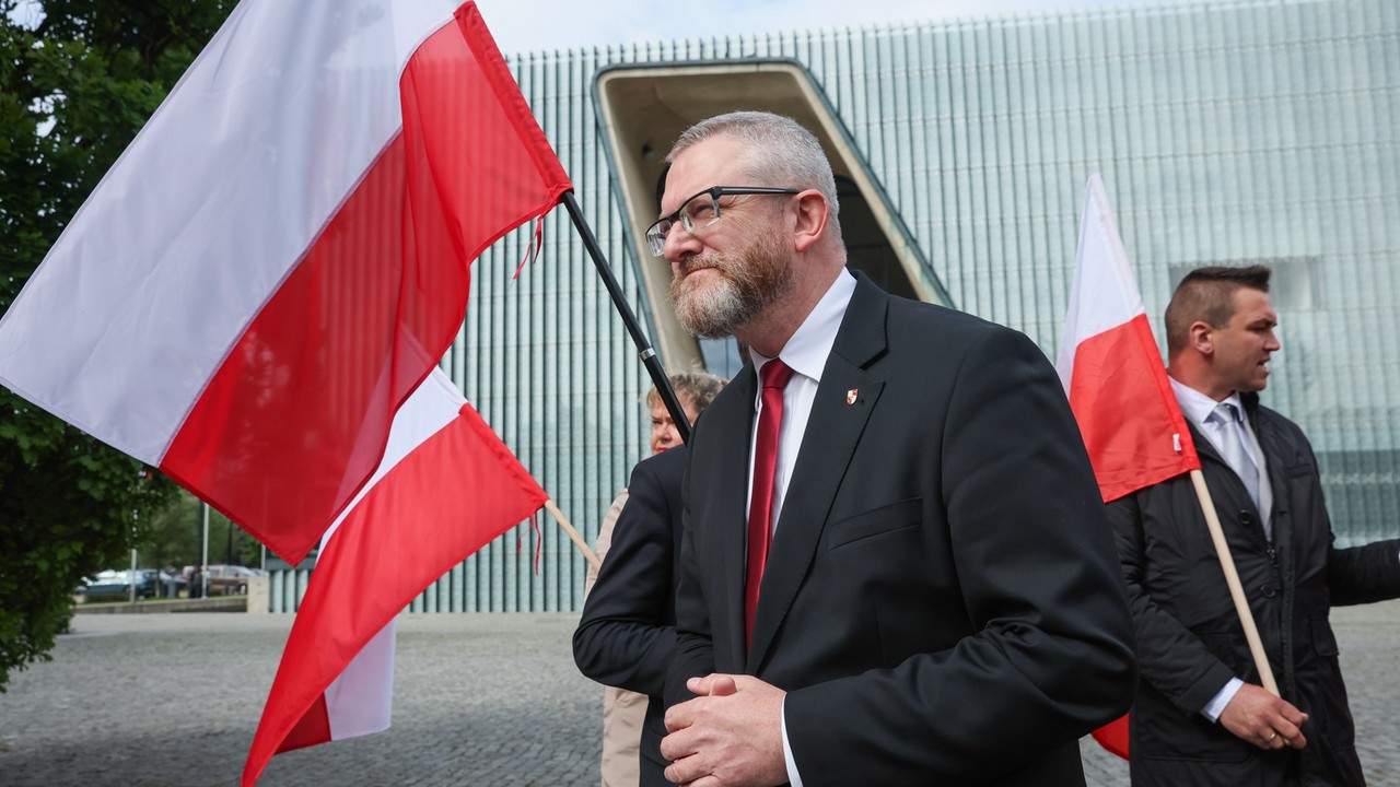 Niemieckie media o działaniach Grzegorza Brauna. "Posunął się za daleko"