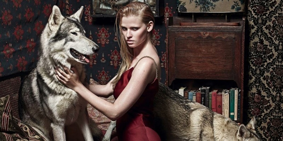 Lara Stone w Vogue