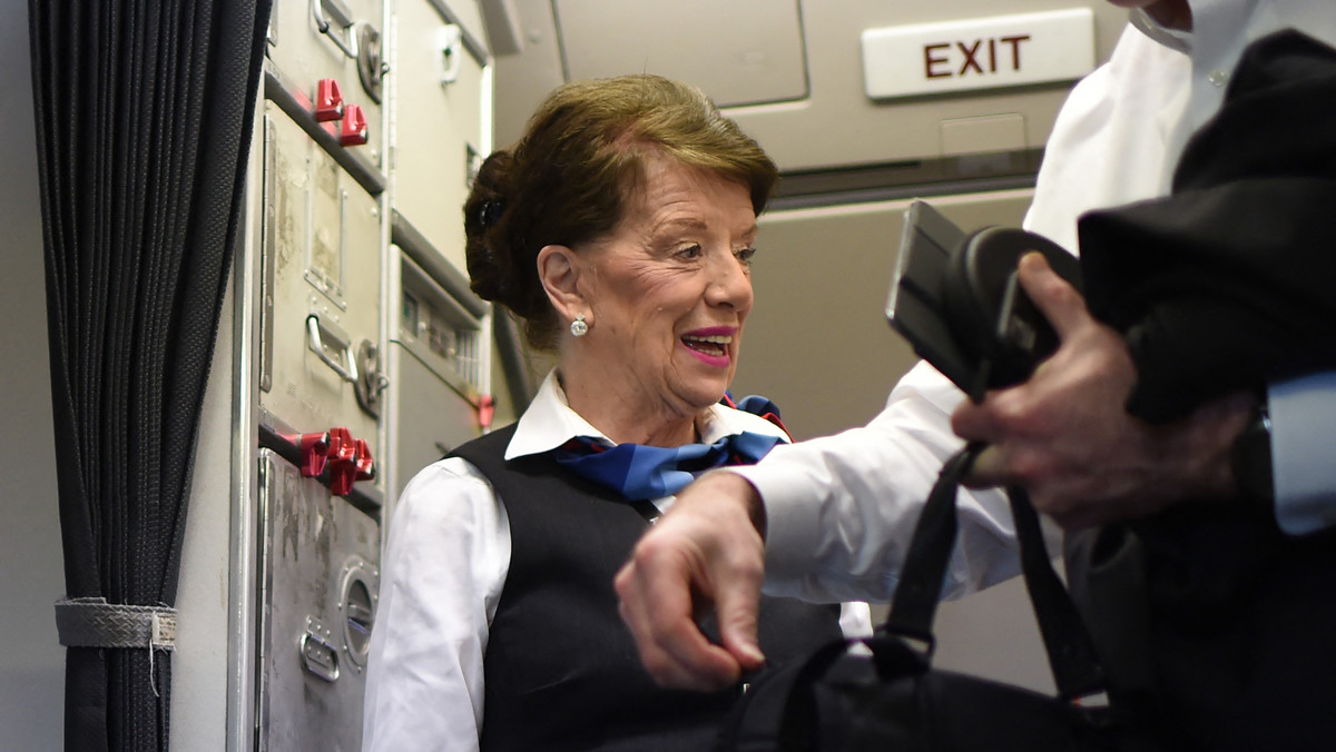 Zmarła najstarsza stewardesa na świecie, miała 88 lat