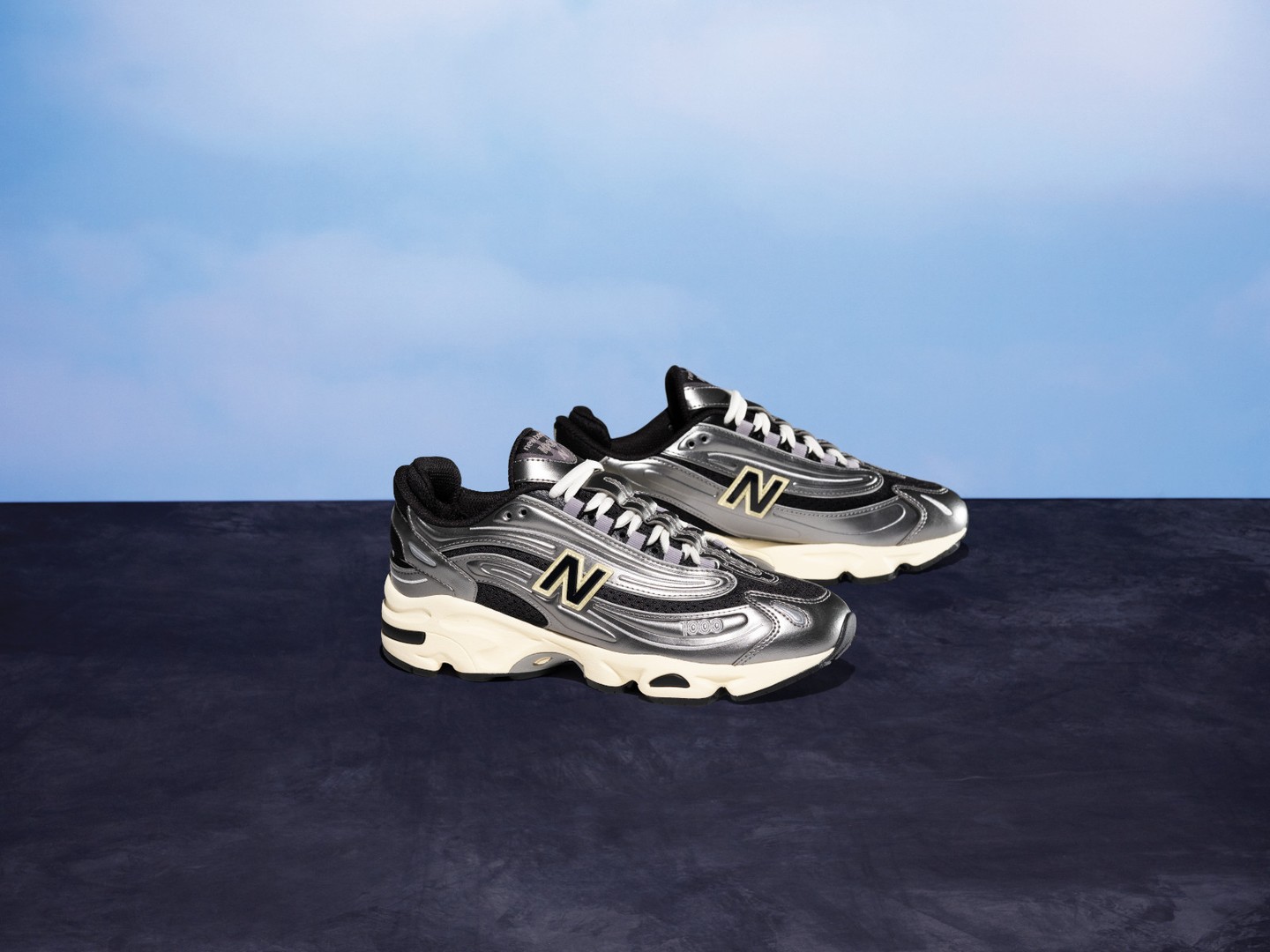 New Balance 1000
