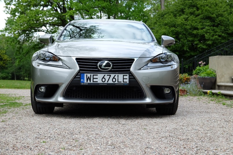 Test Lexus IS200t