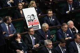 PKW ma zdecydować, co z poselskimi wakatami po Kamińskim i Wąsiku [NEWS DGP]