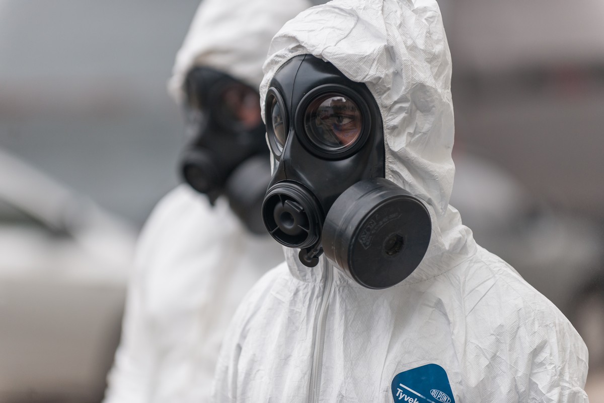 Zmarł pierwszy zakażony pacjent. Epidemiolog o "dzwonku alarmowym"
