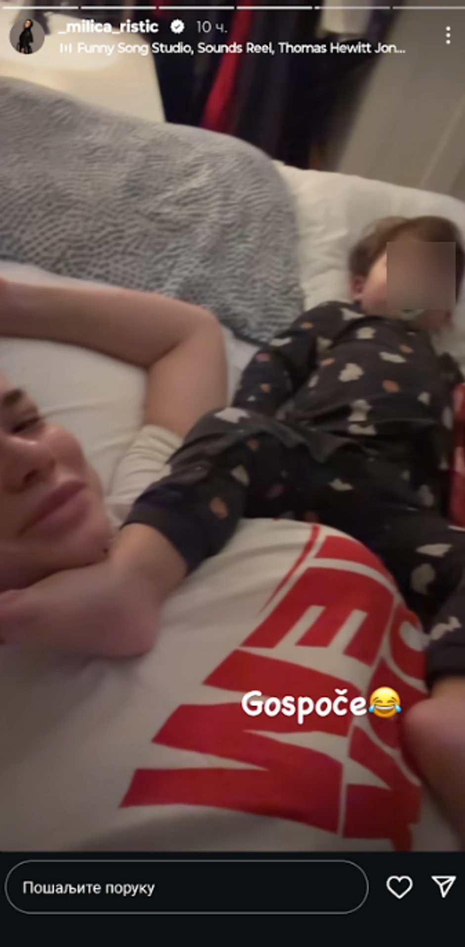 Milica Ristić uživa sa sinom