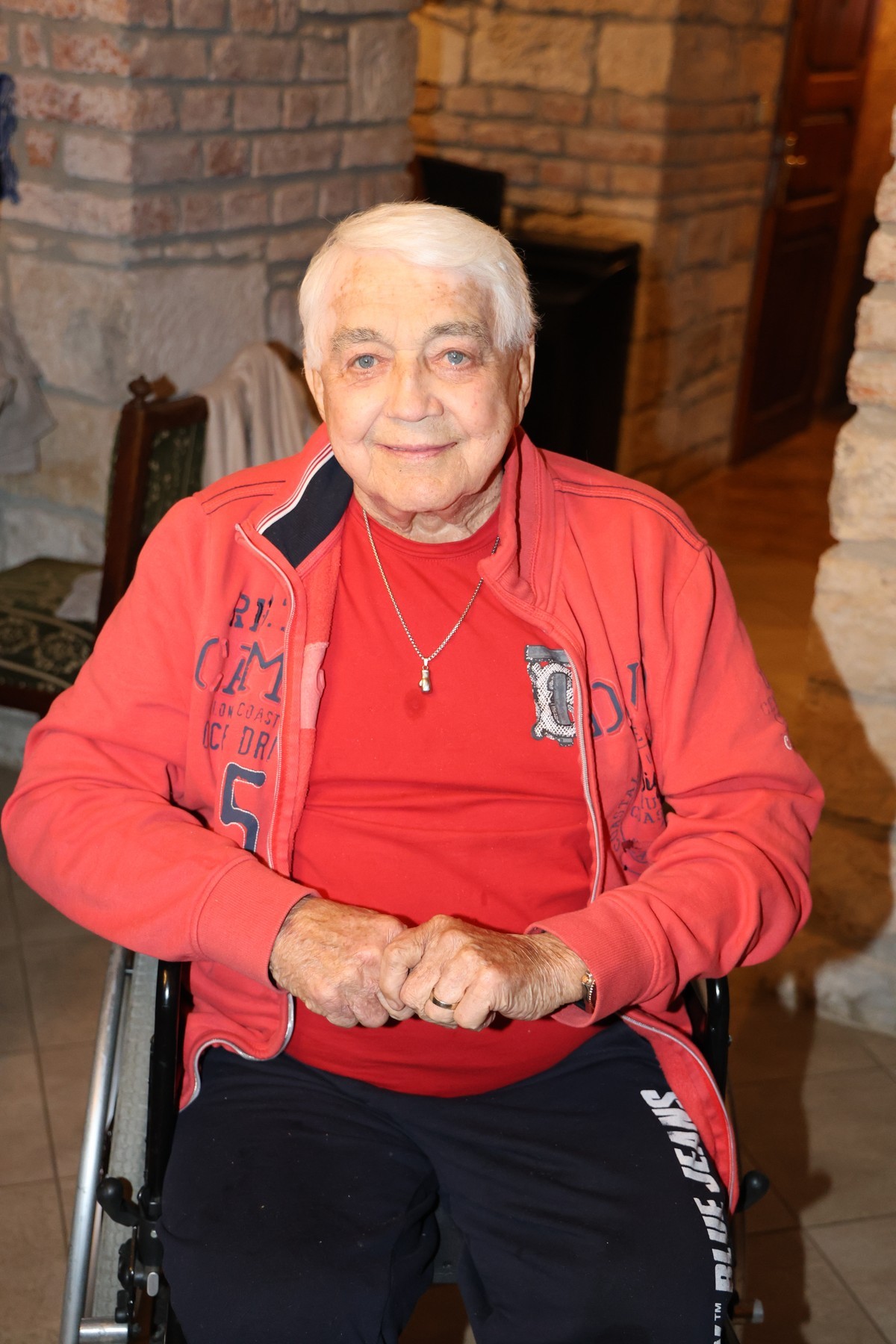 Český herec Jiří Krampol.