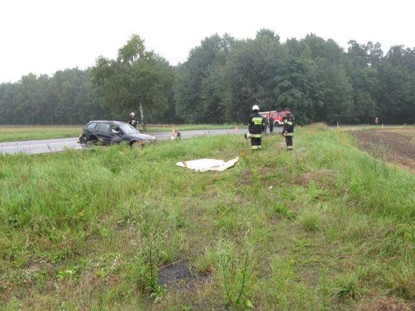 Ciężarna z nogą w gipsie wjechała w pieszych. 1 osoba nie żyje