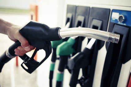 Ceny paliw w ostatnich czterech tygodniach wyraźnie spadły. Sezon obniżek dobiega końca