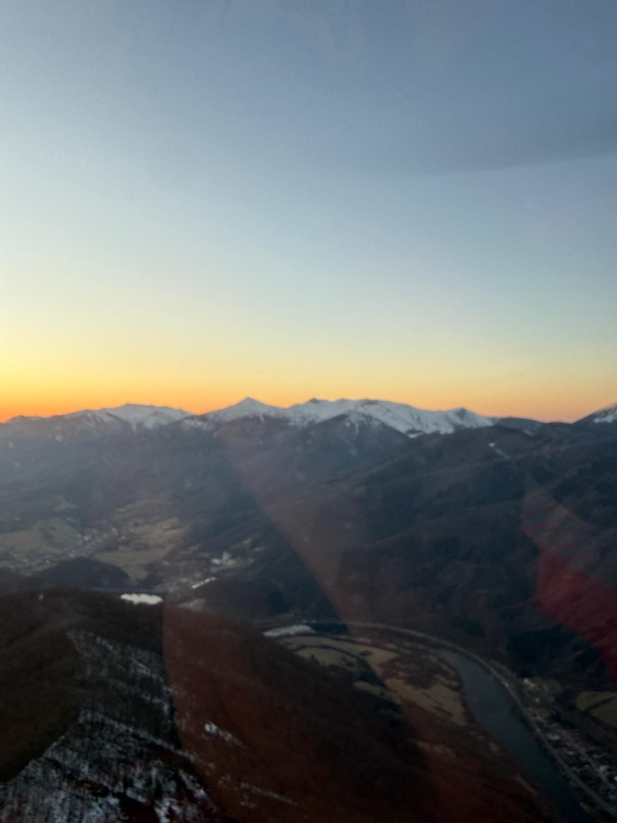 Žilinskí leteckí záchranári odviezli v piatok do UNM tri zranené deti.