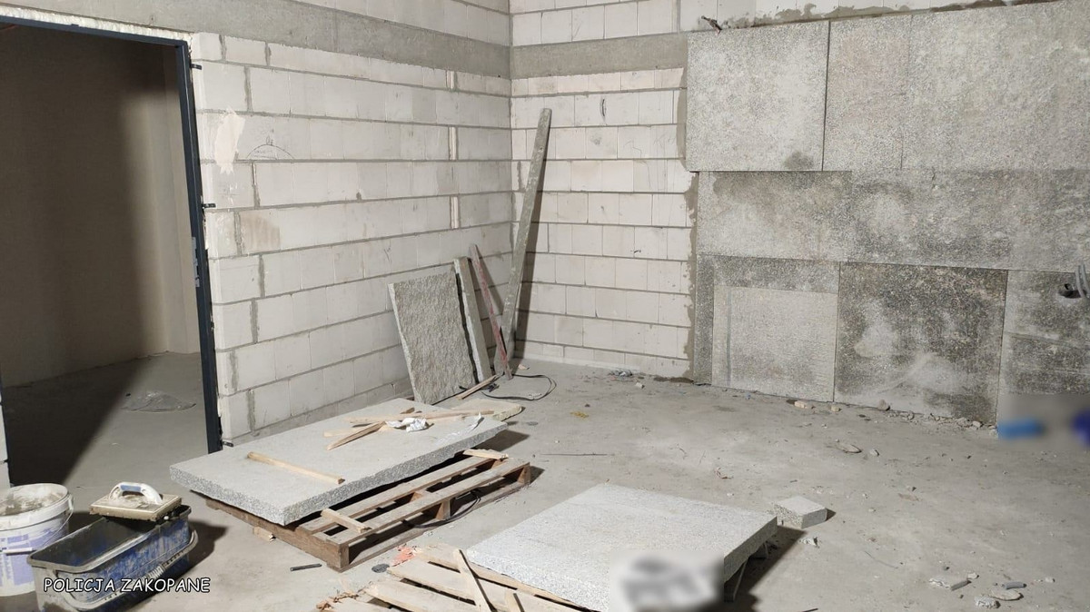 Horror na budowie w Białce Tatrzańskiej. Granitowa płyta zabiła mężczyznę