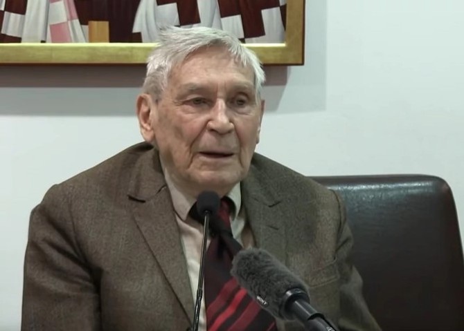Vladeta Jerotić o braku i pevari
