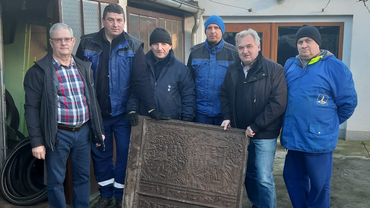 Grodzisk Wielkopolski: znaleziono część pomnika zniszczonego przez nazistów