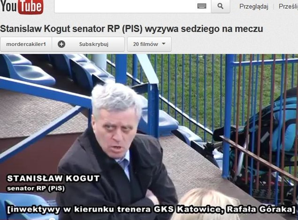 Senator Prawa i Sprawiedliwości podczas meczu