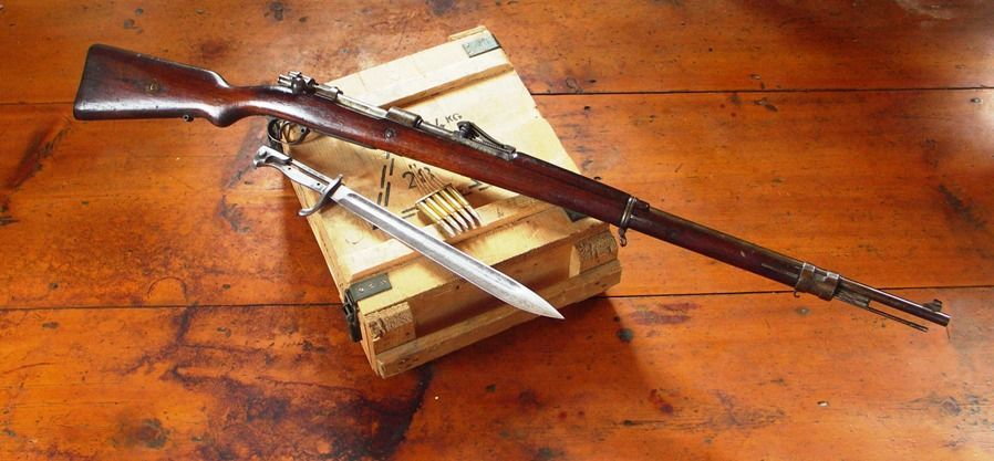 Karabin Mauser M98 z bagnetem (domena publiczna)