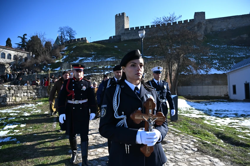 Prethodno je održa na liturgija u crkvi Ružici