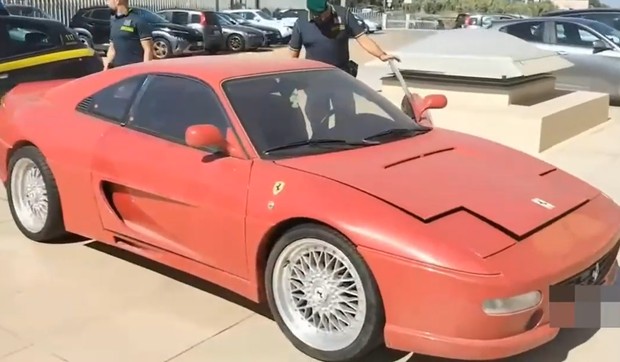 Toyotu pretvorio u Ferari