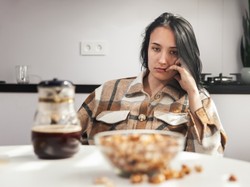 Dieta a zmęczenie:  Produkty, które warto wyeliminować z menu, by cały dzień mieć energię