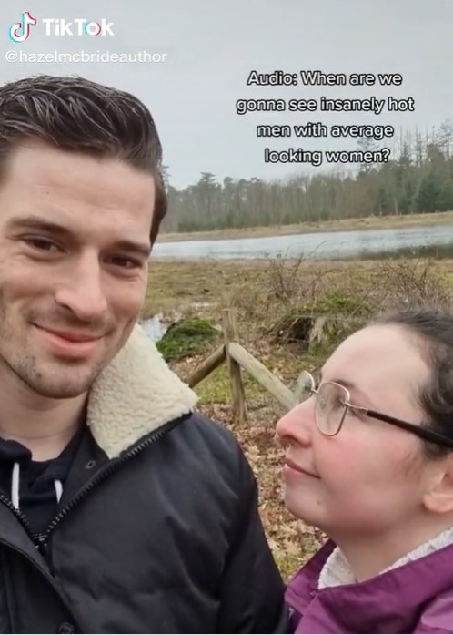 Hazel a jej manžel. 