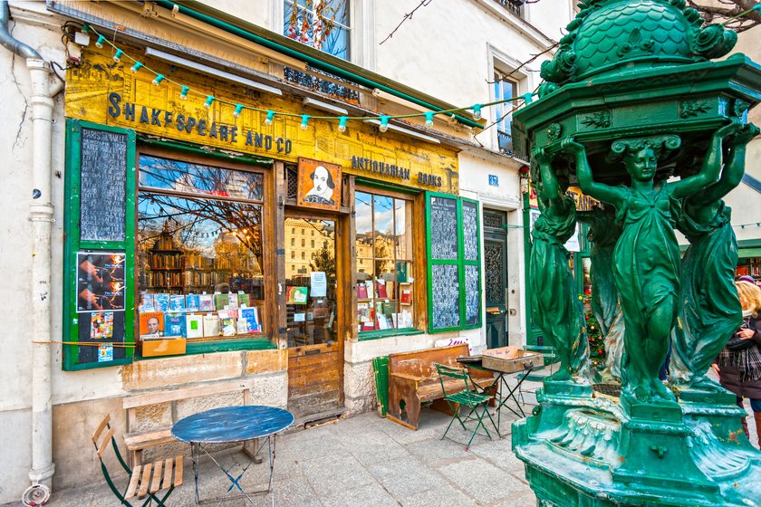 Shakespeare &amp;amp; Company w Paryżu, Francja