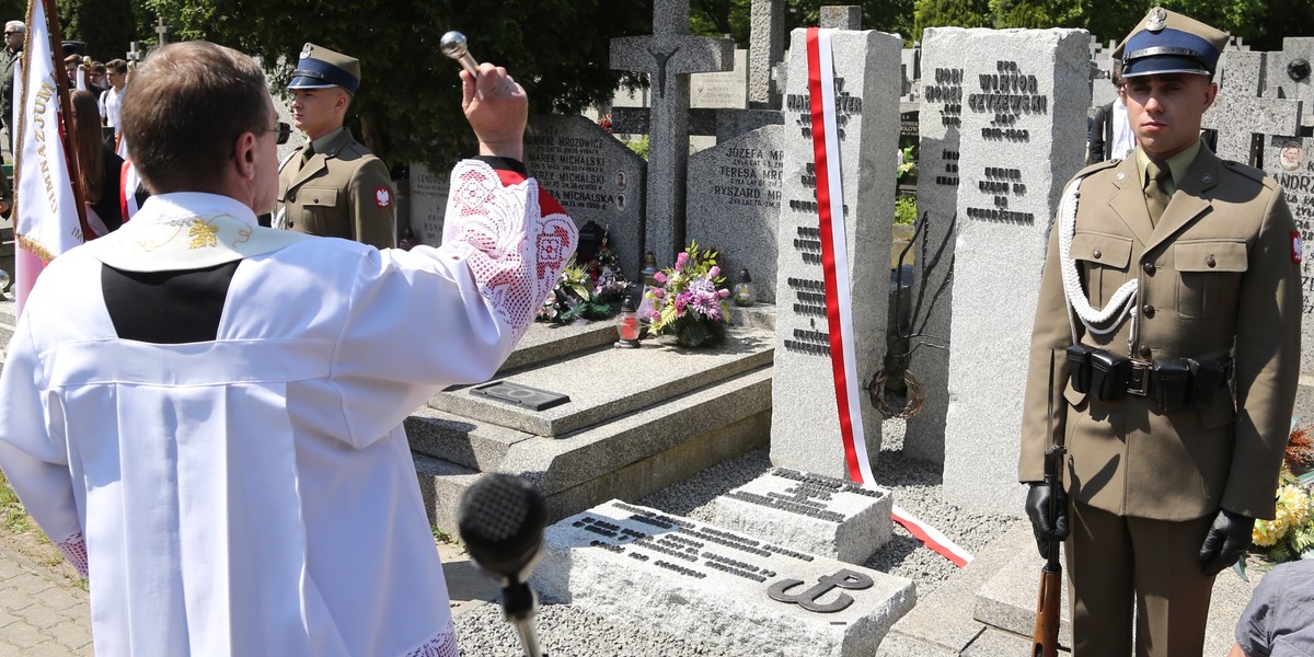 Cichociemni spoczęli pod własnymi nazwiskami