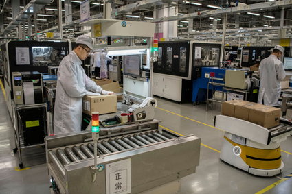Nie wszystkie chińskie firmy wstrzymały produkcję. Mimo epidemii działają m.in. fabryki Huaweia