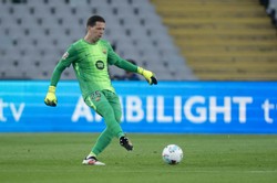 Szczęsny znów bez czystego konta. W pięciu ligowych meczach puścił 9 goli