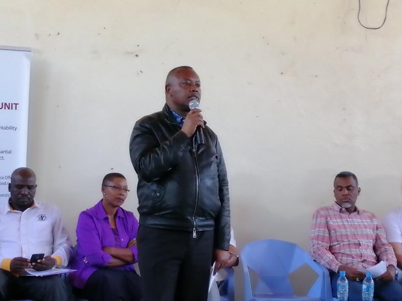 DCI boss George Kinoti during the meeting with Kayole residents (Twitter) 