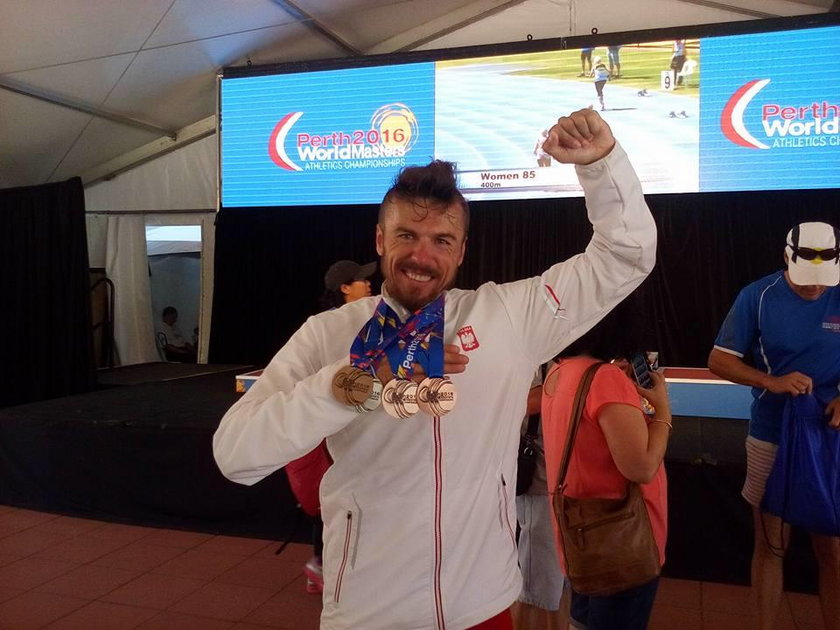 Robert Celiński ma w dorobku m.in. mnóstwo medali z mistrzostw świata w kategorii masters na długich i średnich dystansach