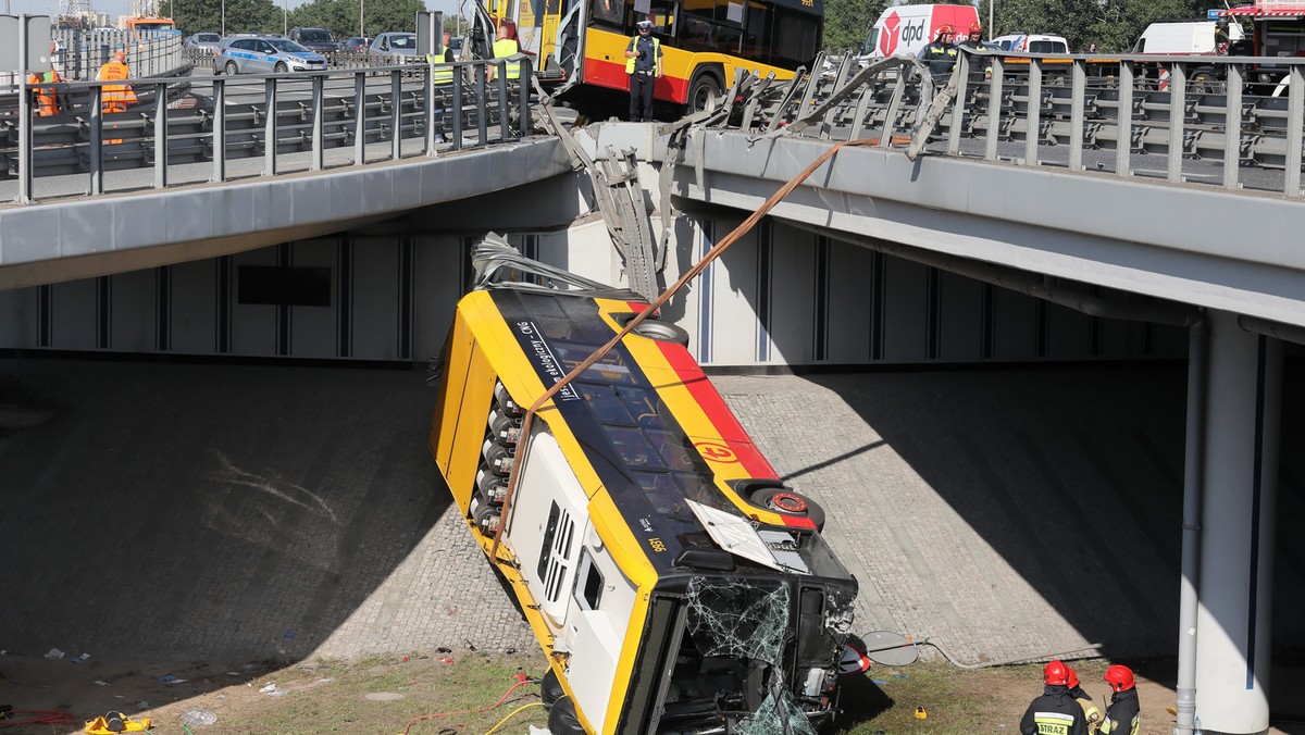 Wypadek autobusu w Warszawie