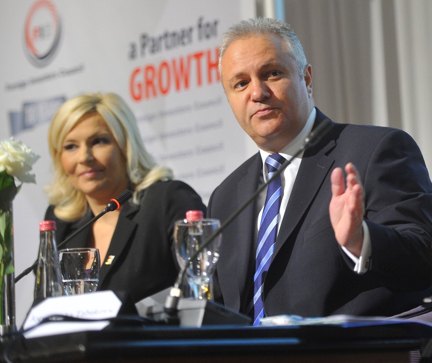 Potpisivanje krovnog sporazuma u oktobru 2012.