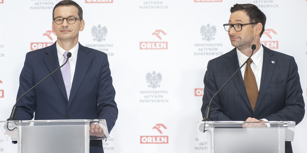 Gęstnieją chmury nad Danielem Obajtkiem szefem Orlenu. A premier Mateusz Morawiecki nabrał wody w usta.