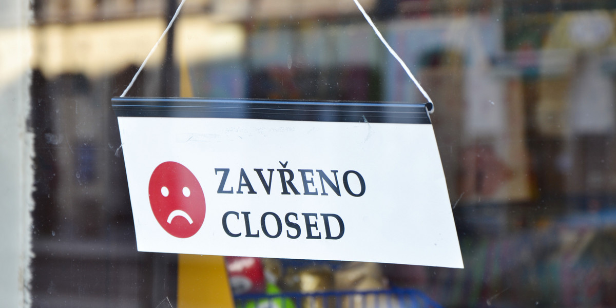 Czesi zamykają większość sklepów. Wyjątków jest niewiele.