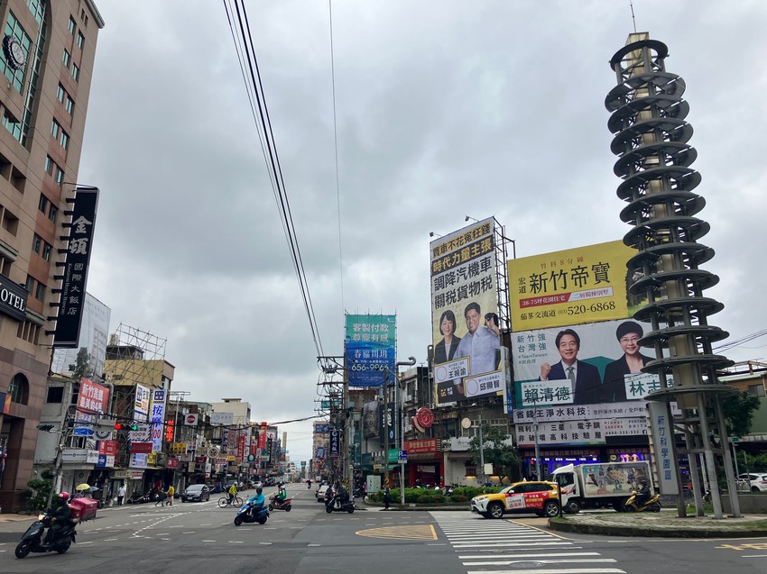 Grad Hsinču - bilbordi sa kandidatima sa parlamentarne i predsedničke izbore