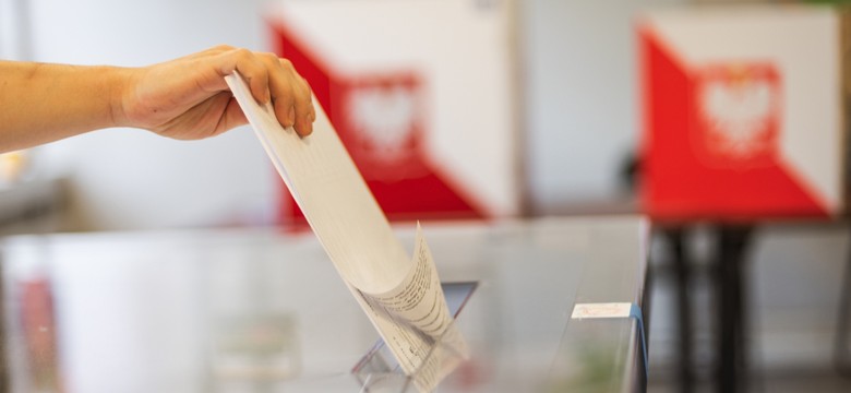Wybory parlamentarne odbędą się w normalnym terminie? SONDAŻ
