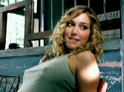 Czy ta reklama obraża kobiety?