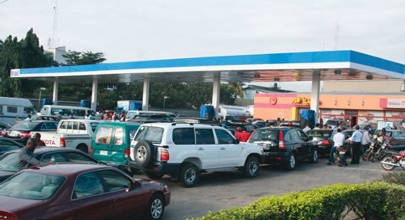 Fuel station queue worsen, PMS sells at N200/litre at black market