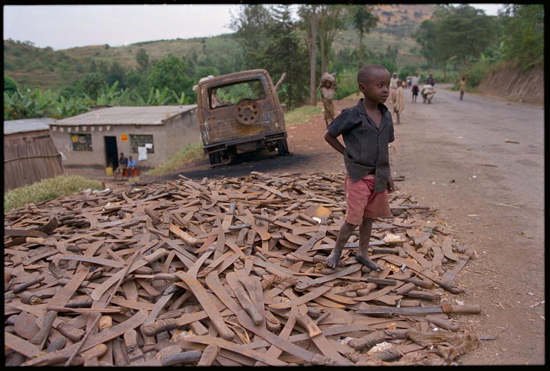 Maczety użyte podczas ludobójstwa w Rwandzie