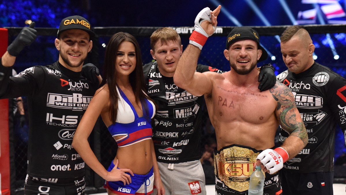 KSW32 już za nami. Serwis Eurosport.Onet.pl postanowił przyjrzeć się wszystkim pojedynkom oraz przyszłości uczestników londyńskiej gali. Kto powinien być kolejnym rywalem Mateusza Gamrota i Tomasza Narkuna? Dokąd zmierza Mariusz Pudzianowski? Kto sprawdzi się z Borysem Mańkowskim w następnym starciu?