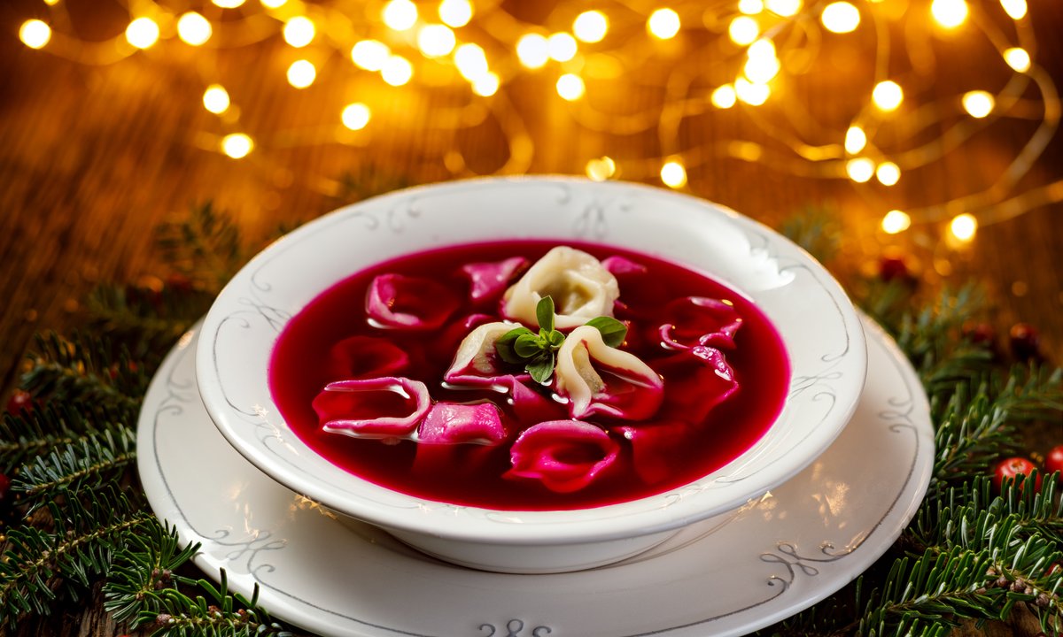 Dodaj te dwie rzeczy do barszczu. Mistrz kuchni zdradza swój sekret