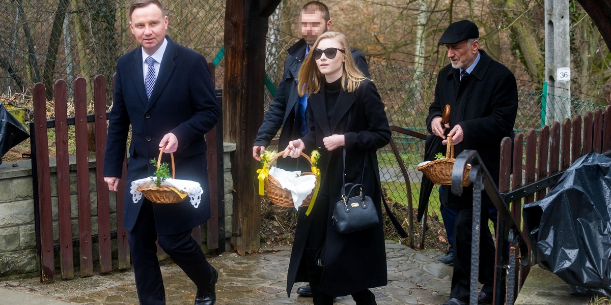 Prezydent z córką poszli ze święconką. A gdzie pierwsza dama?