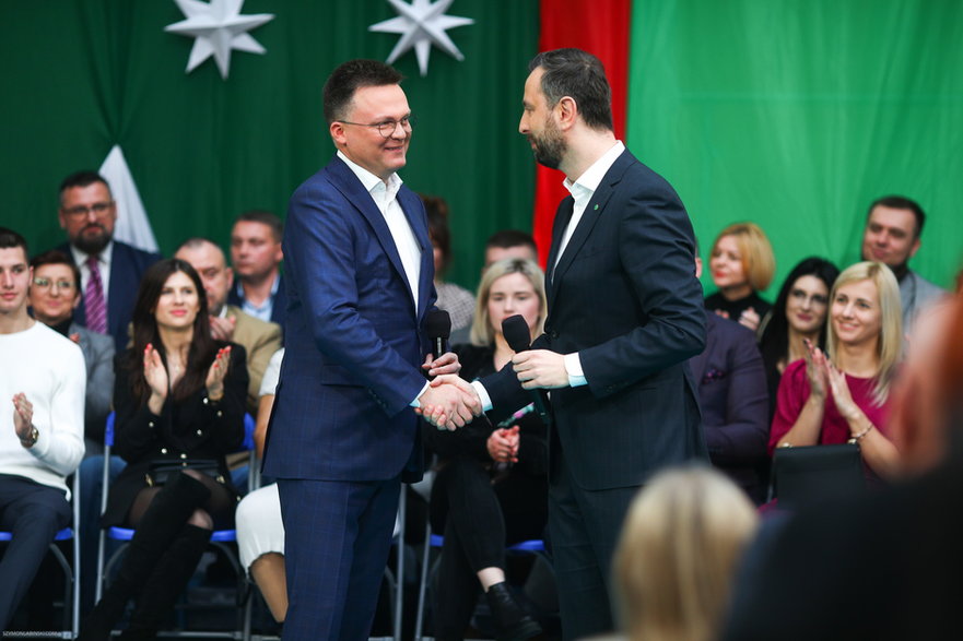 Władysław Kosiniak-Kamysz i Szymon Hołownia podczas spotkania z mieszkańcami Płocka, 17 grudnia 2022 r.