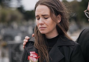 Tuga je nevoljna, aktivnosti žalovanja su dobrovoljne