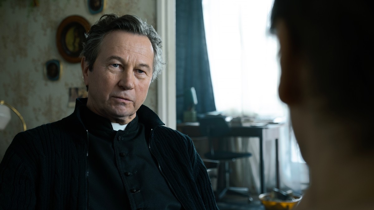 Piotr Cyrwus w serialu "Niebo. Rok w piekle"