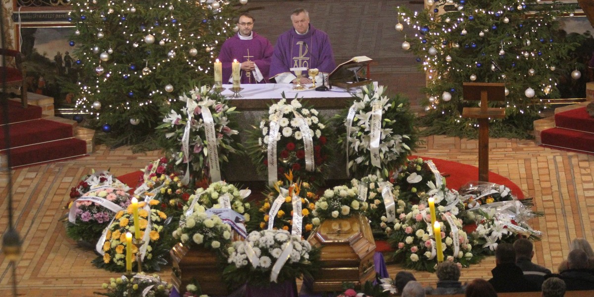 Pogrzeb Małgorzaty i Ryszarda Plucińskich