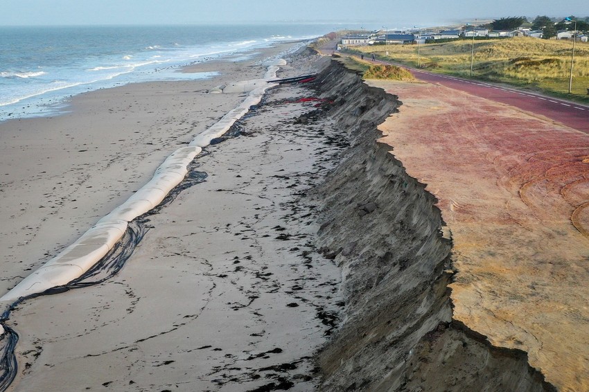 Severozapadna obala Francuske povlači se zbog erozije nakon oluje Kjara