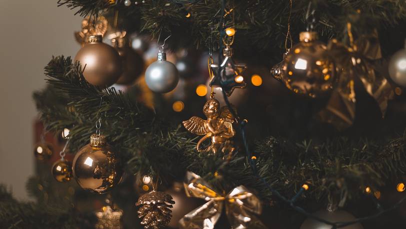 Christbaumkugeln in allen Farben & Materialien – festliche Auswahl für jeden Stil