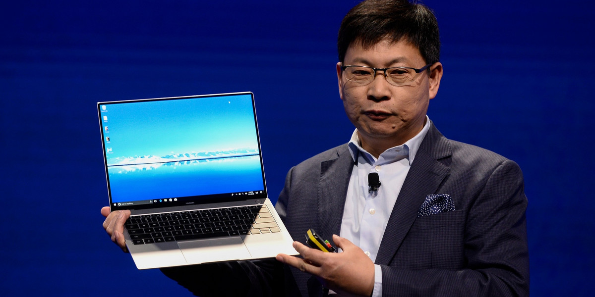 Na zdjęciu Richard Yu, szef Huaweia ds. elektroniki konsumenckiej. Laptopy firmy mogą wkrótce zostać pozbawione licencji na system operacyjny Windows Microsoftu