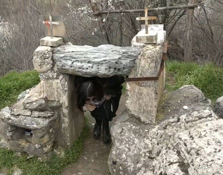 Misterija Niškog Ostroga i "šupljeg kamena"