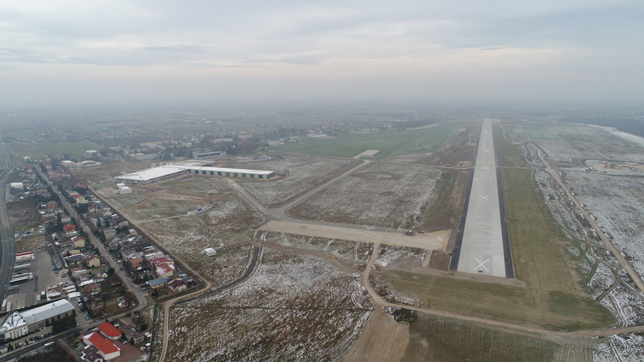 Lotnisko w Radomiu. Zdjęcia z placu budowy