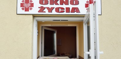 Tarnów: dziecko w Oknie Życia. Ma około roku