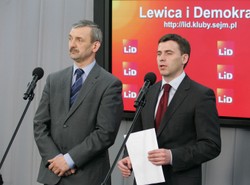 Lewica wybroni nauczycielom pomostówki